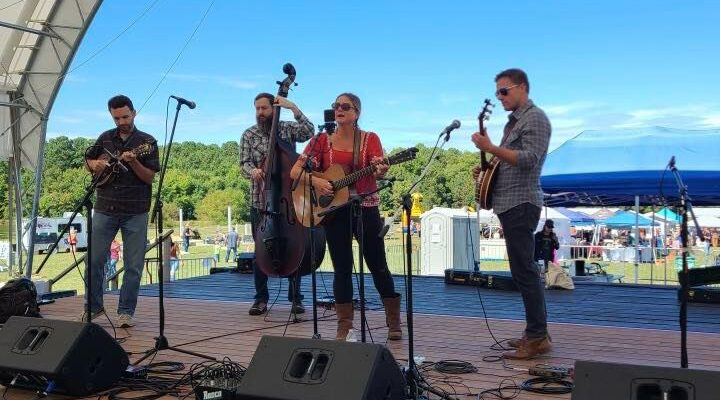 Tara Mills Band